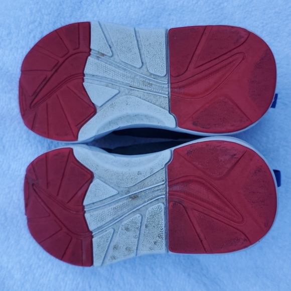 *SOLD*Toddler Cat & Jacker Sneakers Size 10 - Picture 6 of 6